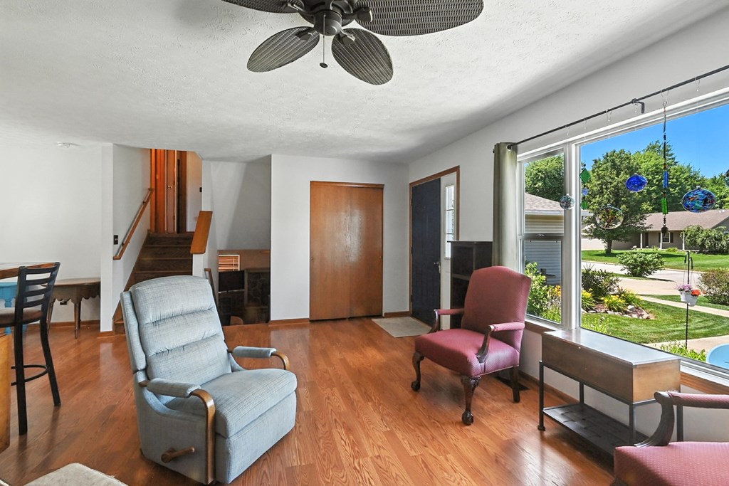 1953 Teakwood Drive, Ontario, Ohio 44906, 3 Bedrooms Bedrooms, ,2 BathroomsBathrooms,Residential,For Sale,Teakwood Drive,9067474