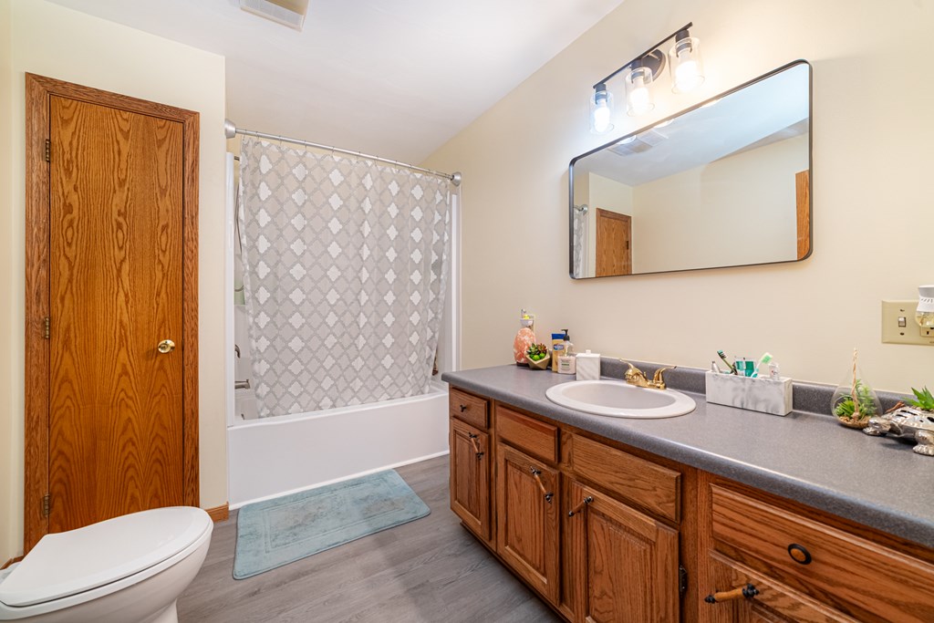 925 Tamarack, Willard, Ohio 44890, 3 Bedrooms Bedrooms, ,1 BathroomBathrooms,Residential,For Sale,Tamarack,9067479