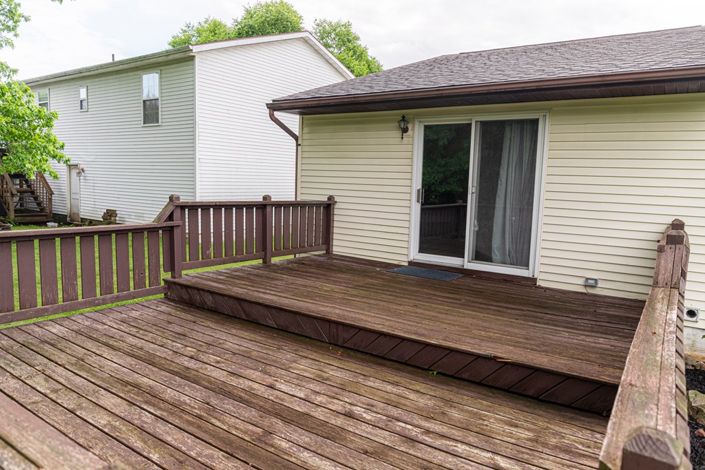 925 Tamarack, Willard, Ohio 44890, 3 Bedrooms Bedrooms, ,1 BathroomBathrooms,Residential,For Sale,Tamarack,9067479