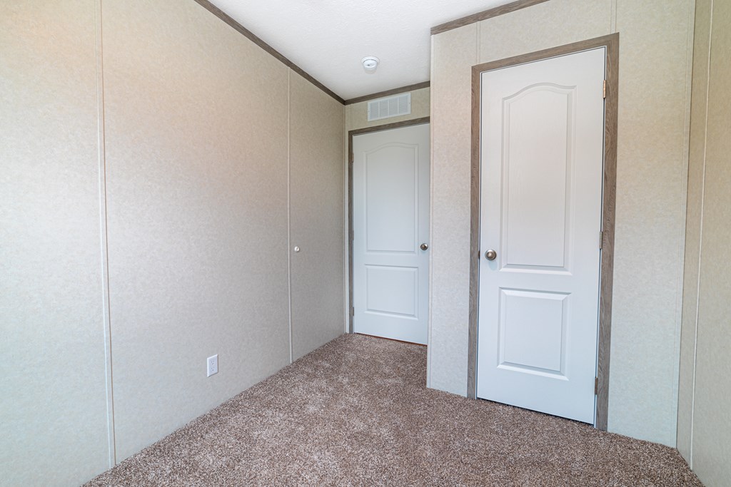 1496 W Fourth Street, Mansfield, Ohio 44906, 3 Bedrooms Bedrooms, ,2 BathroomsBathrooms,Residential,For Sale,Fourth Street,9061195