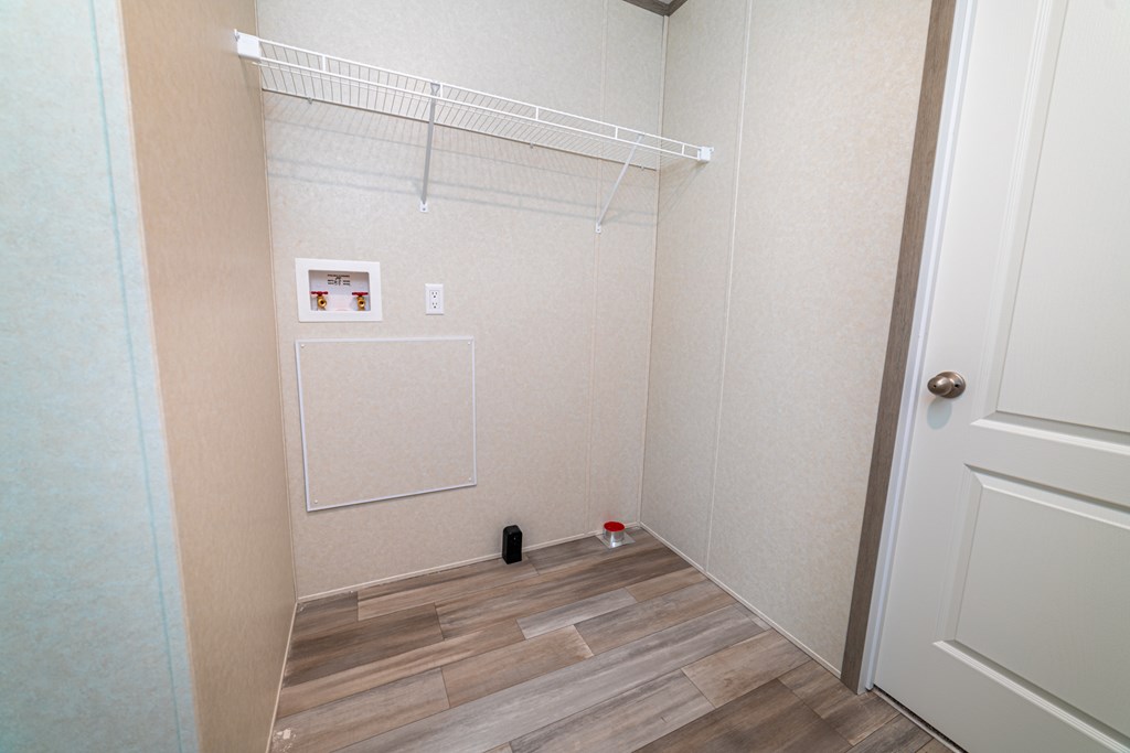 1496 W Fourth Street, Mansfield, Ohio 44906, 3 Bedrooms Bedrooms, ,2 BathroomsBathrooms,Residential,For Sale,Fourth Street,9061195