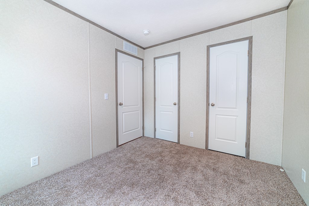 1496 W Fourth Street, Mansfield, Ohio 44906, 3 Bedrooms Bedrooms, ,2 BathroomsBathrooms,Residential,For Sale,Fourth Street,9061195