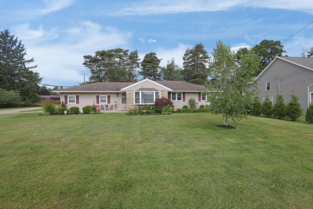 1928 Middle Bellville Road, Mansfield, Ohio 44904, 3 Bedrooms Bedrooms, ,1 BathroomBathrooms,Residential,For Sale,Middle Bellville Road,9067499