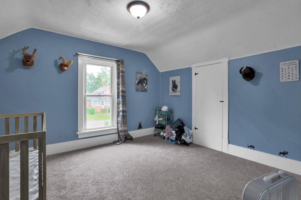 113 Third Street, New London, Ohio 44851, 3 Bedrooms Bedrooms, ,2 BathroomsBathrooms,Residential,For Sale,Third Street,9067514