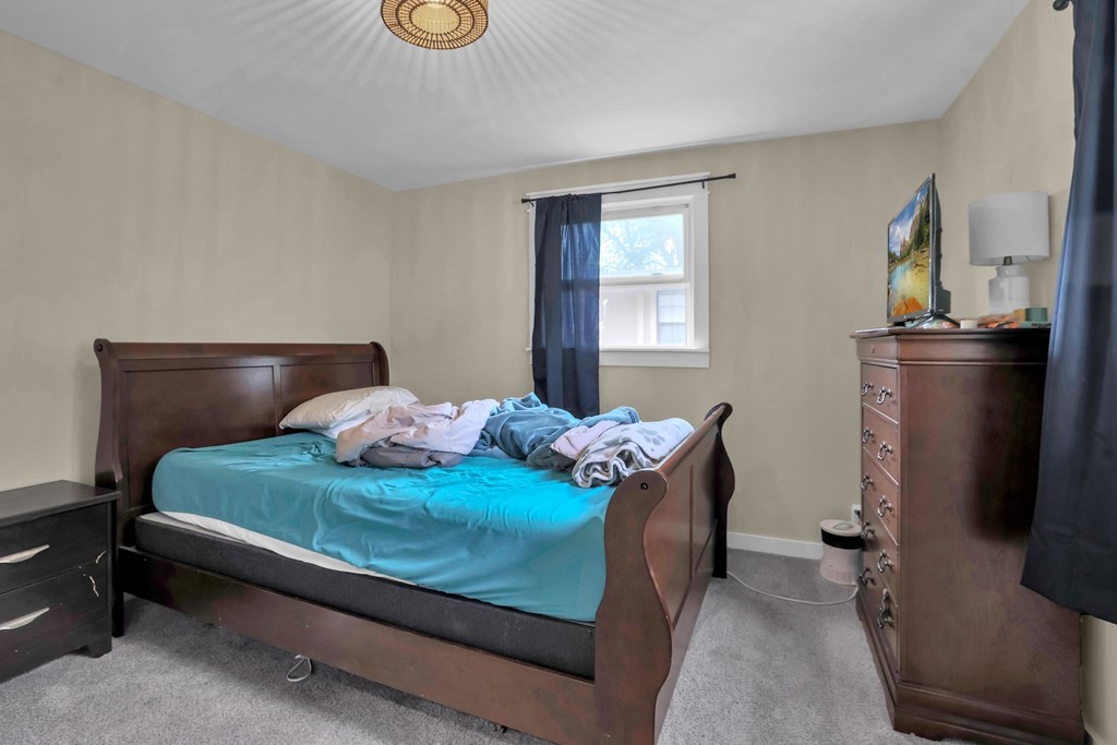 113 Third Street, New London, Ohio 44851, 3 Bedrooms Bedrooms, ,2 BathroomsBathrooms,Residential,For Sale,Third Street,9067514