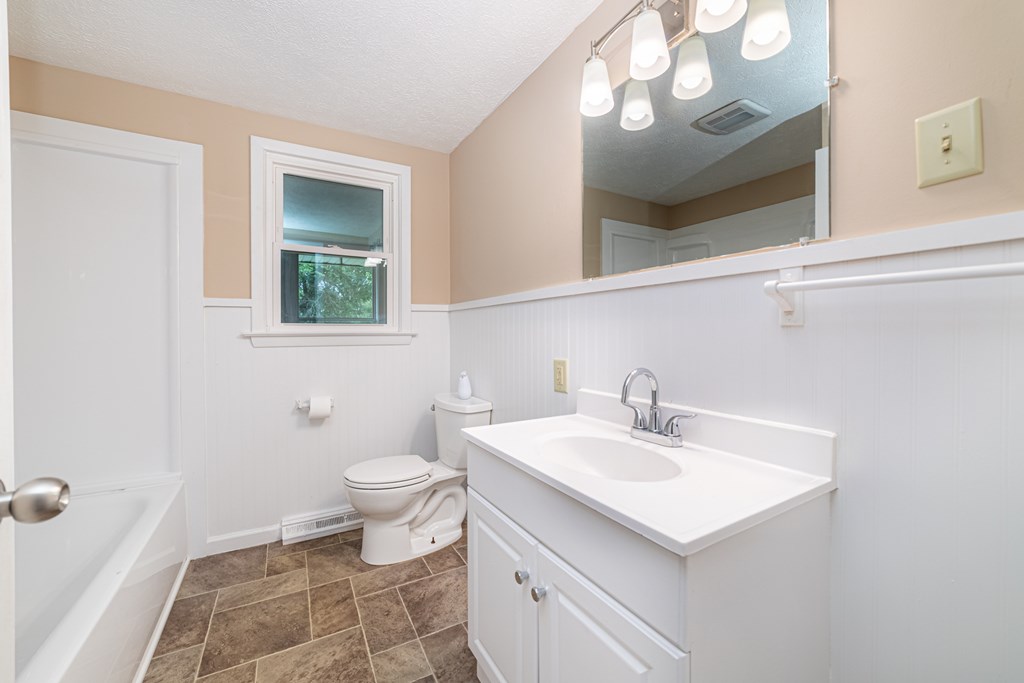 1205 Dawsett Avenue, Galion, Ohio 44833, 3 Bedrooms Bedrooms, ,1 BathroomBathrooms,Residential,For Sale,Dawsett Avenue,9067524