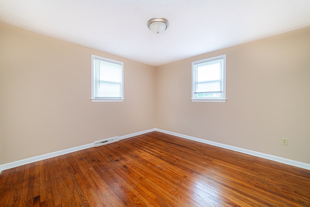 1205 Dawsett Avenue, Galion, Ohio 44833, 3 Bedrooms Bedrooms, ,1 BathroomBathrooms,Residential,For Sale,Dawsett Avenue,9067524