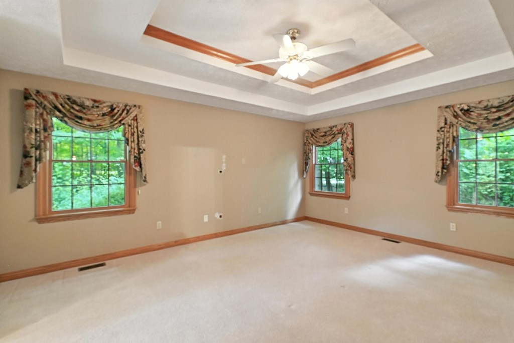 2323 Forest Hill Circle, Ontario, Ohio 44903, 4 Bedrooms Bedrooms, ,3 BathroomsBathrooms,Residential,For Sale,Forest Hill Circle,9067528