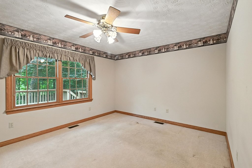 2323 Forest Hill Circle, Ontario, Ohio 44903, 4 Bedrooms Bedrooms, ,3 BathroomsBathrooms,Residential,For Sale,Forest Hill Circle,9067528
