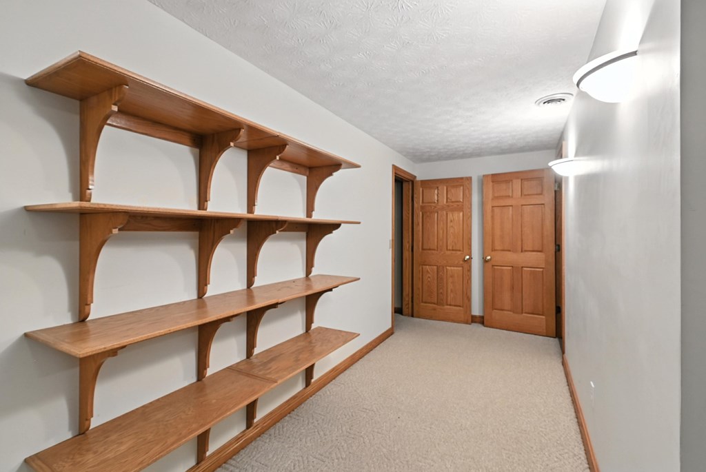 2323 Forest Hill Circle, Ontario, Ohio 44903, 4 Bedrooms Bedrooms, ,3 BathroomsBathrooms,Residential,For Sale,Forest Hill Circle,9067528