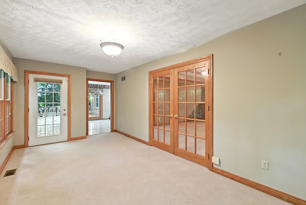 2323 Forest Hill Circle, Ontario, Ohio 44903, 4 Bedrooms Bedrooms, ,3 BathroomsBathrooms,Residential,For Sale,Forest Hill Circle,9067528