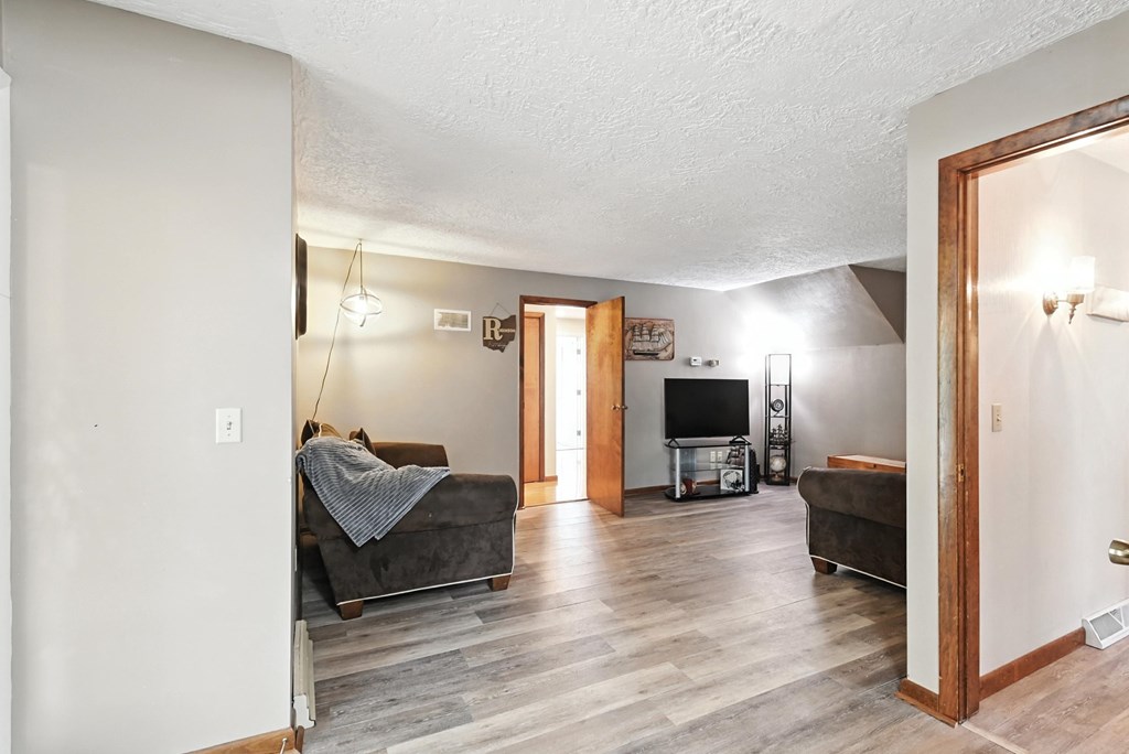 226 E Howard Street, Willard, Ohio 44890, 4 Bedrooms Bedrooms, ,2 BathroomsBathrooms,Residential,For Sale,Howard Street,9067531
