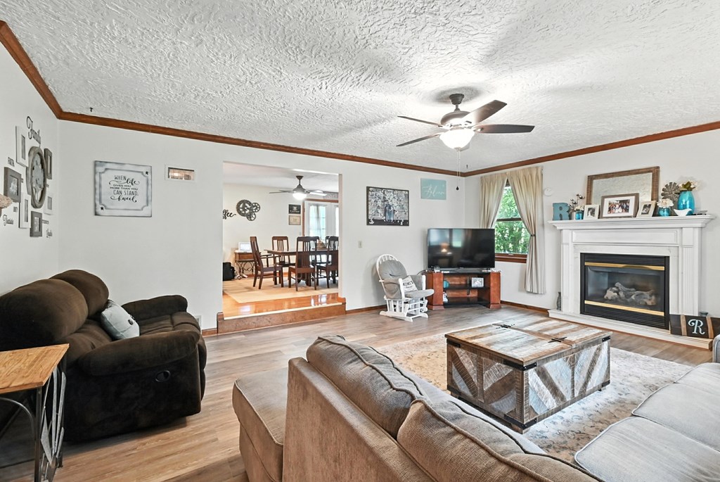 226 E Howard Street, Willard, Ohio 44890, 4 Bedrooms Bedrooms, ,2 BathroomsBathrooms,Residential,For Sale,Howard Street,9067531
