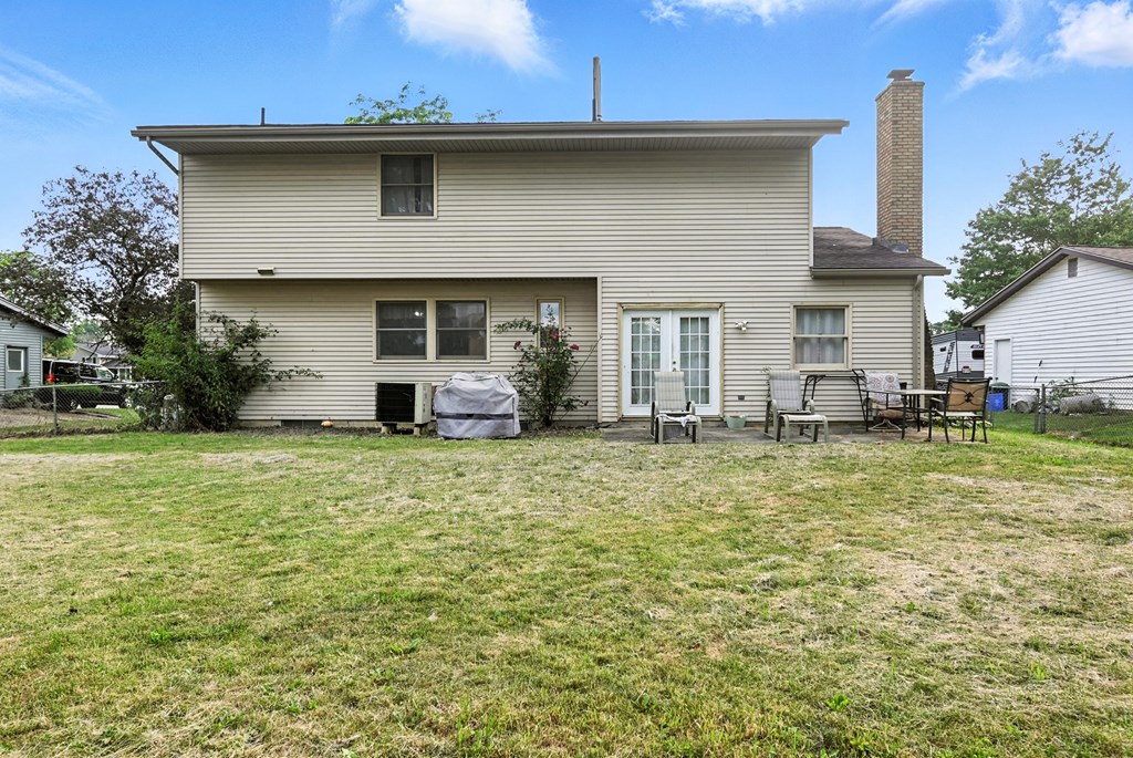 880 Loire Valley Drive, Marion, Ohio 43302, 4 Bedrooms Bedrooms, ,2 BathroomsBathrooms,Residential,For Sale,Loire Valley Drive,9067533