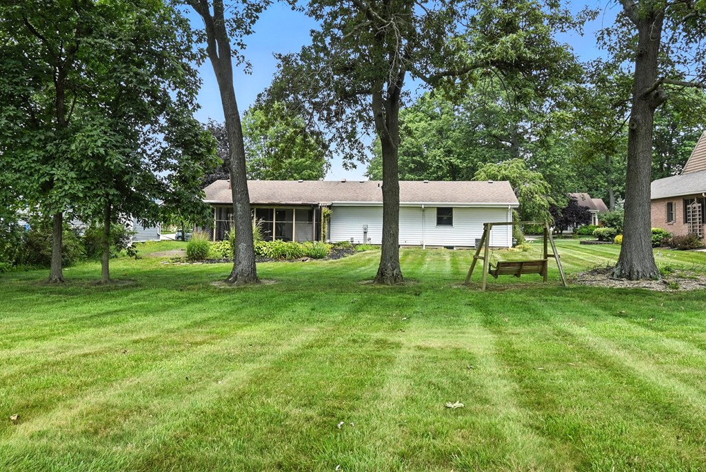 1515 Oakridge Drive, Bucyrus, Ohio 44820, 3 Bedrooms Bedrooms, ,2 BathroomsBathrooms,Residential,For Sale,Oakridge Drive,9067556