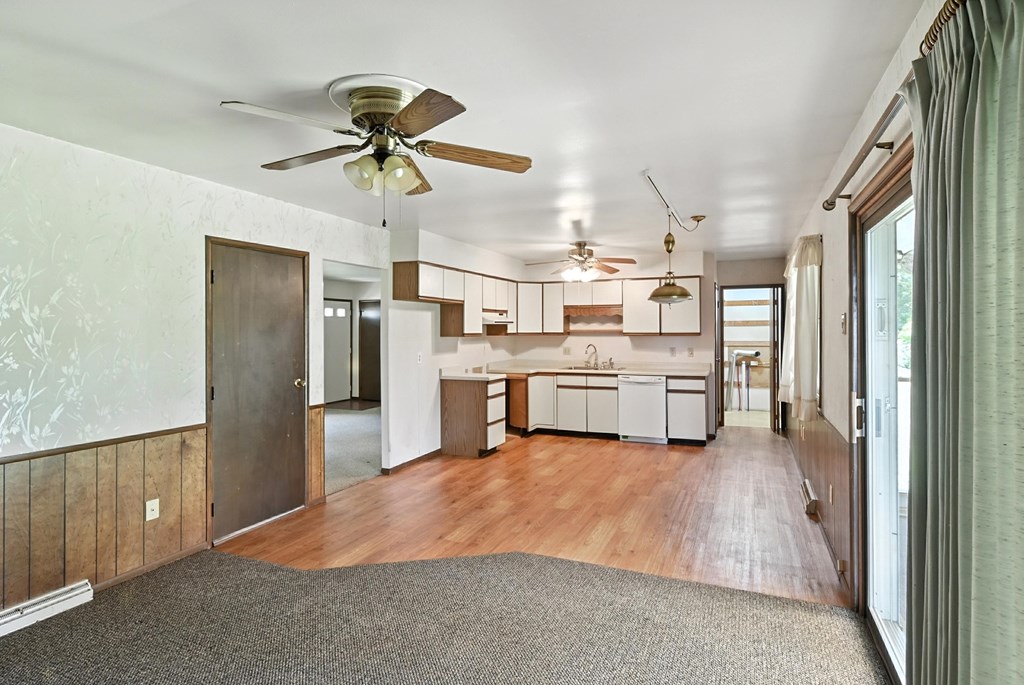 1515 Oakridge Drive, Bucyrus, Ohio 44820, 3 Bedrooms Bedrooms, ,2 BathroomsBathrooms,Residential,For Sale,Oakridge Drive,9067556