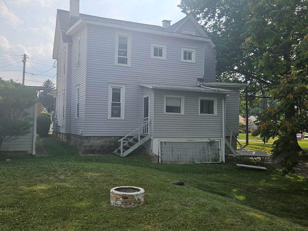 116 -120 Grover Avenue, Mansfield, Ohio 44903, 4 Bedrooms Bedrooms, ,Residential Income,For Sale,-120 Grover Avenue,9067565