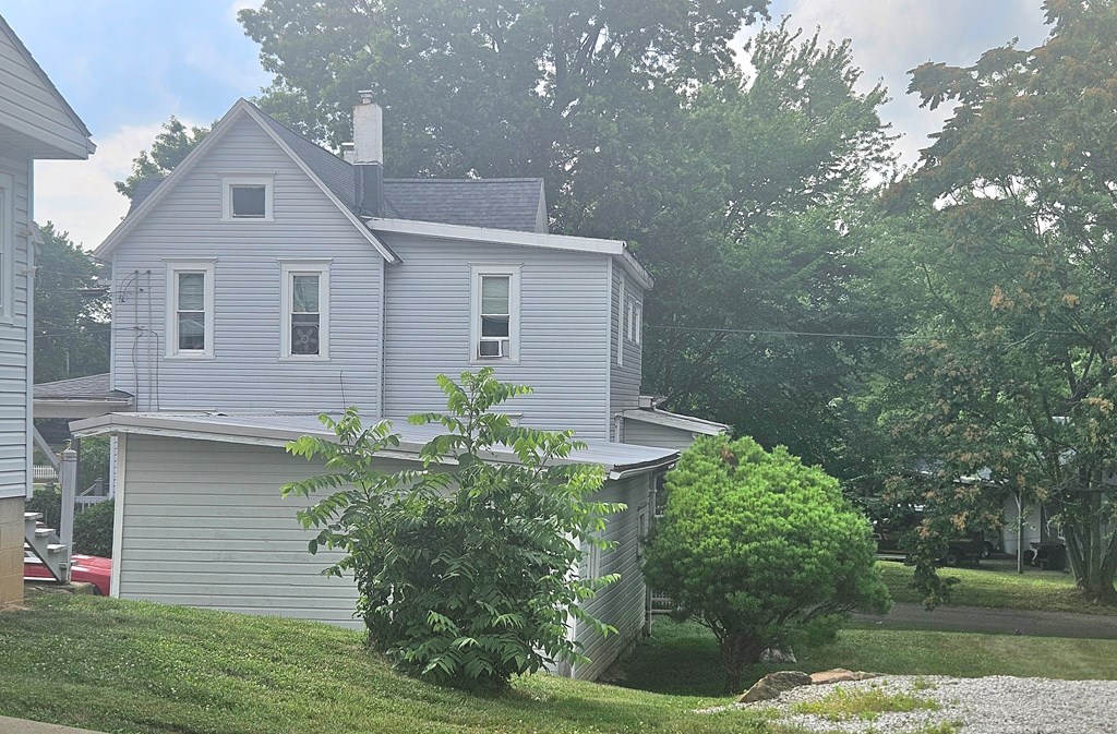 116 -120 Grover Avenue, Mansfield, Ohio 44903, 4 Bedrooms Bedrooms, ,Residential Income,For Sale,-120 Grover Avenue,9067565