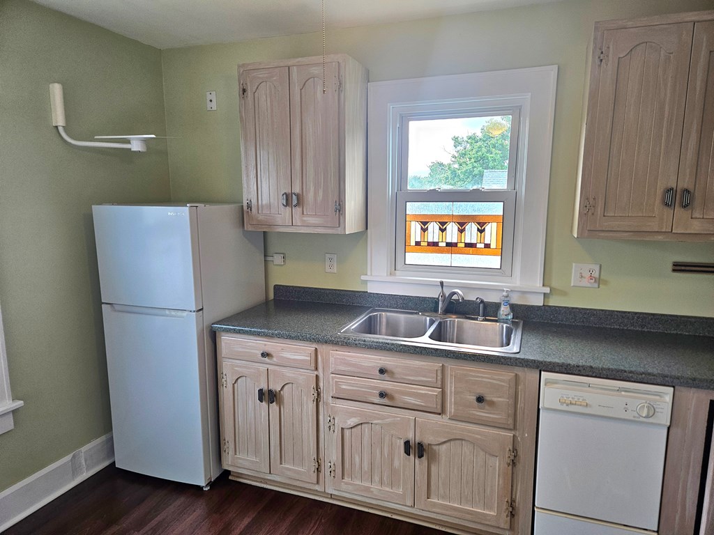 172 -172 1/2 Lexington Avenue, Mansfield, Ohio 44907, 3 Bedrooms Bedrooms, ,Residential Income,For Sale,-172 1/2 Lexington Avenue,9067566