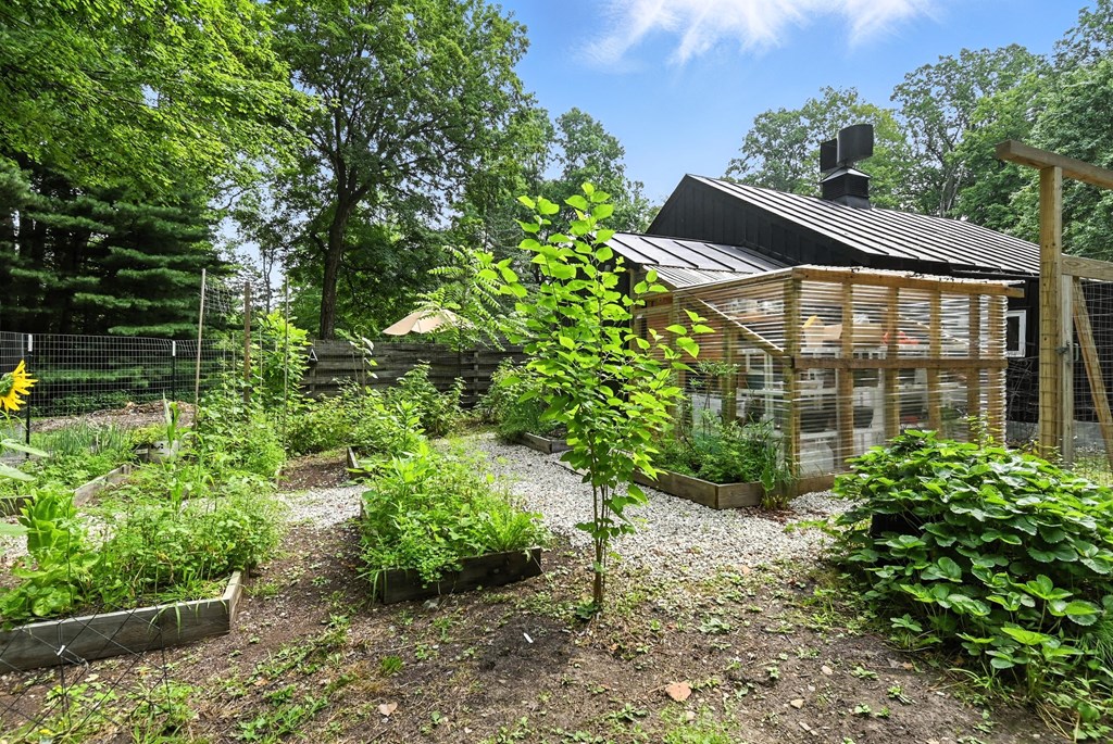 224 Garver Road, Mansfield, Ohio 44903, 4 Bedrooms Bedrooms, ,3 BathroomsBathrooms,Residential,For Sale,Garver Road,9067567