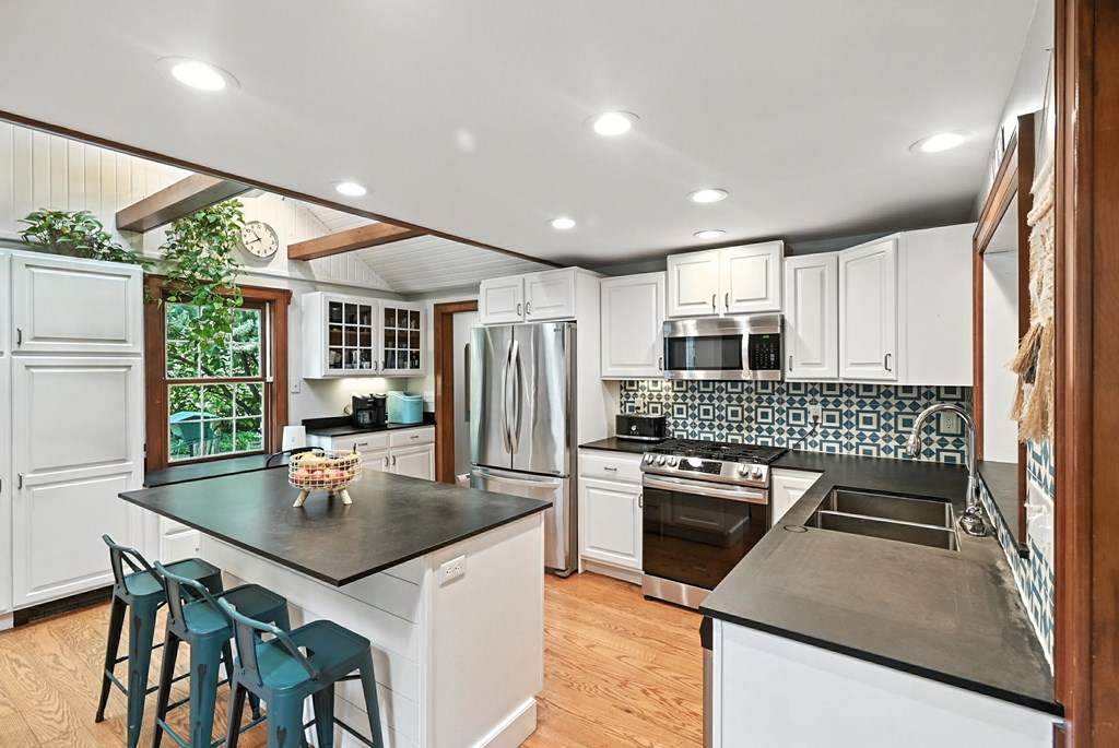 224 Garver Road, Mansfield, Ohio 44903, 4 Bedrooms Bedrooms, ,3 BathroomsBathrooms,Residential,For Sale,Garver Road,9067567