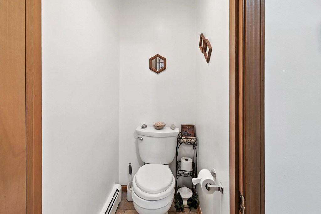 136 Elmridge Road, Mansfield, Ohio 44907, 2 Bedrooms Bedrooms, ,3 BathroomsBathrooms,Residential,For Sale,Elmridge Road,9067581