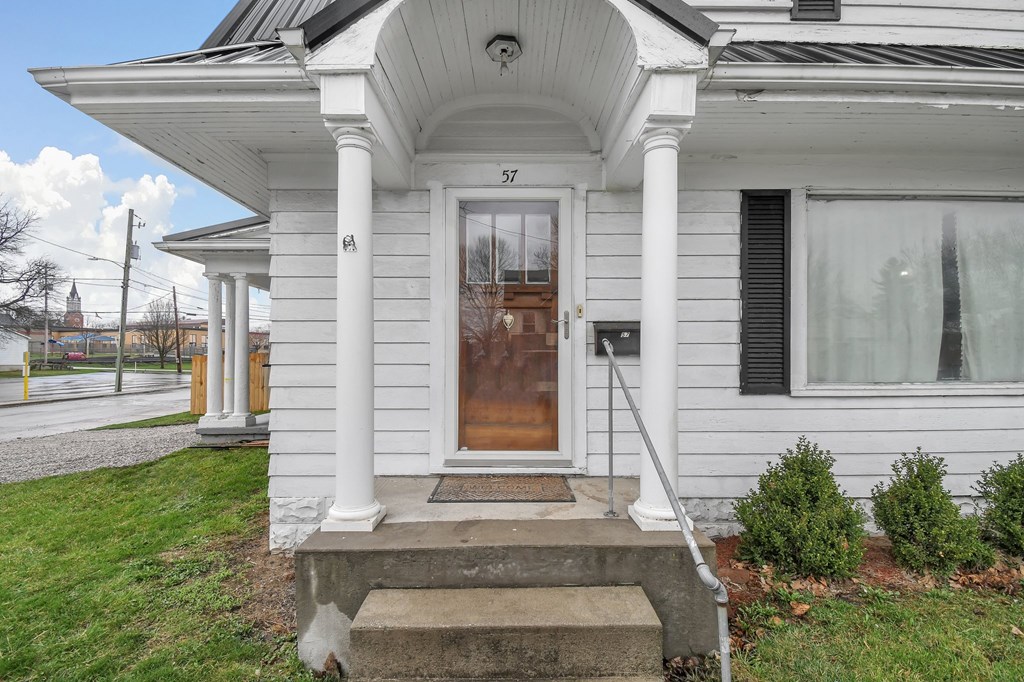 57 Sandusky Street, Plymouth, Ohio 44865, 4 Bedrooms Bedrooms, ,2 BathroomsBathrooms,Residential,For Sale,Sandusky Street,9067589