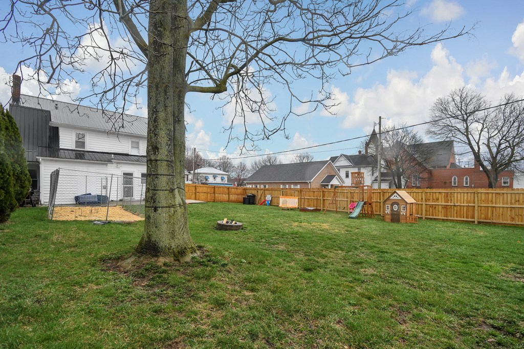 57 Sandusky Street, Plymouth, Ohio 44865, 4 Bedrooms Bedrooms, ,2 BathroomsBathrooms,Residential,For Sale,Sandusky Street,9067589