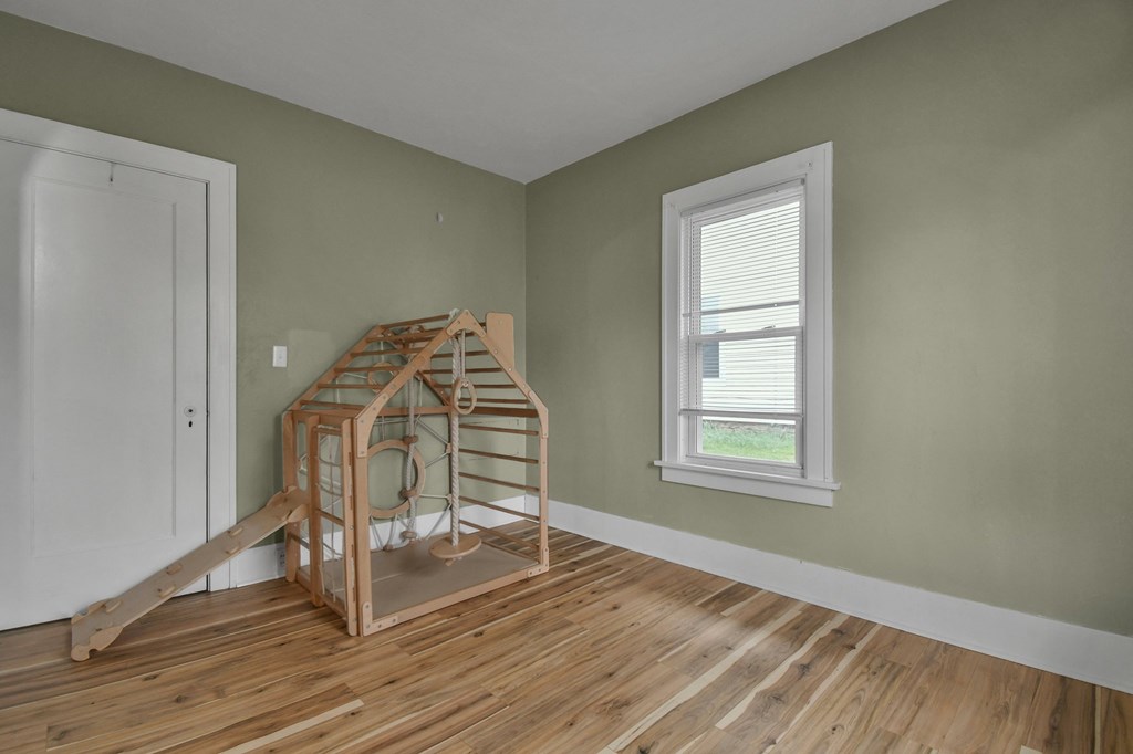 57 Sandusky Street, Plymouth, Ohio 44865, 4 Bedrooms Bedrooms, ,2 BathroomsBathrooms,Residential,For Sale,Sandusky Street,9067589