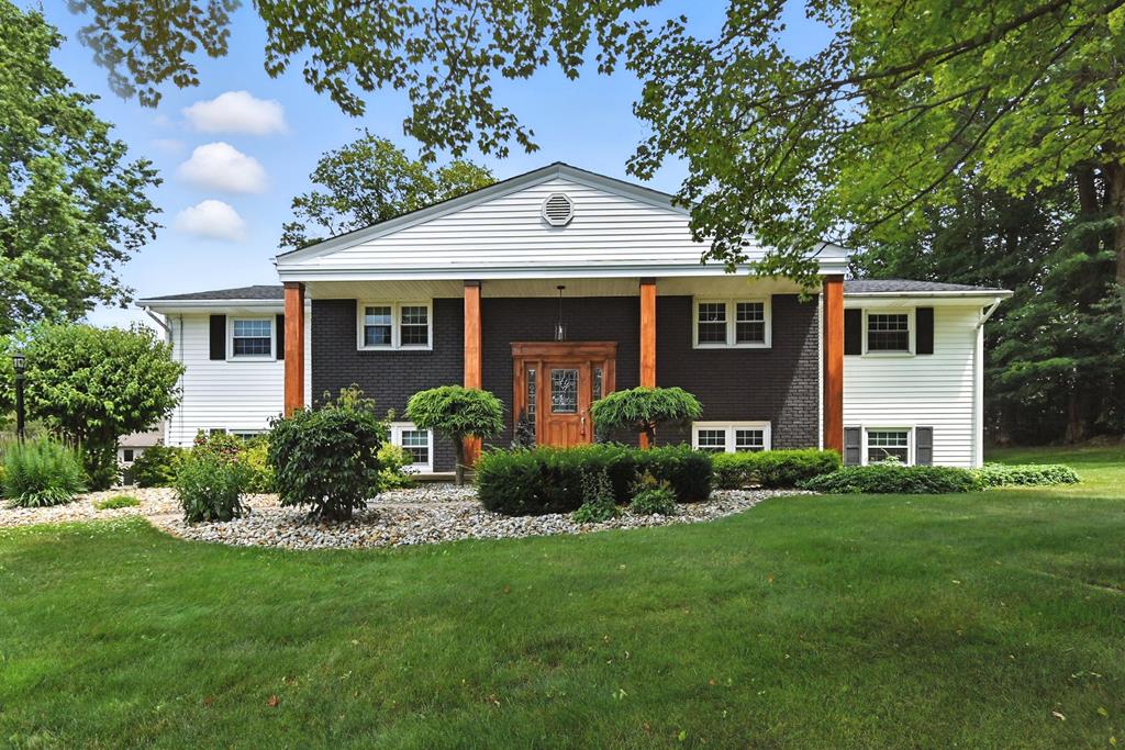 191 Clare Road, Ontario, Ohio 44906, 4 Bedrooms Bedrooms, ,3 BathroomsBathrooms,Residential,For Sale,Clare Road,9067621