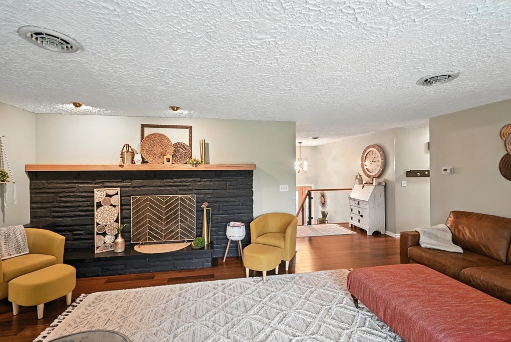 191 Clare Road, Ontario, Ohio 44906, 4 Bedrooms Bedrooms, ,3 BathroomsBathrooms,Residential,For Sale,Clare Road,9067621