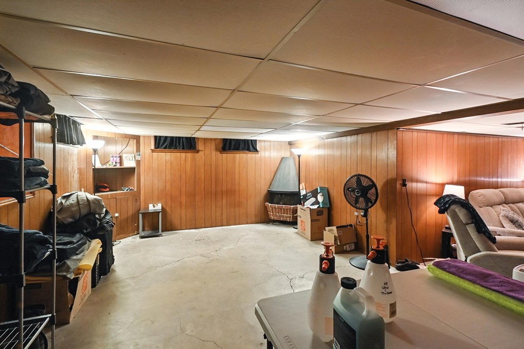 305 N Boston St, Galion, Ohio 44833, 2 Bedrooms Bedrooms, ,1 BathroomBathrooms,Residential,For Sale,Boston St,9067628
