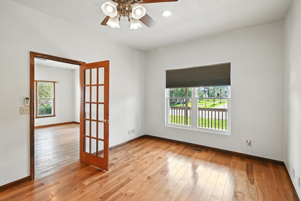 8 Miami Street, Mount Vernon, Ohio 43050, 5 Bedrooms Bedrooms, ,3 BathroomsBathrooms,Residential,For Sale,Miami Street,9067654