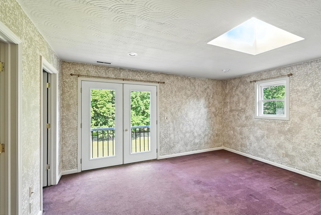 8 Miami Street, Mount Vernon, Ohio 43050, 5 Bedrooms Bedrooms, ,3 BathroomsBathrooms,Residential,For Sale,Miami Street,9067654