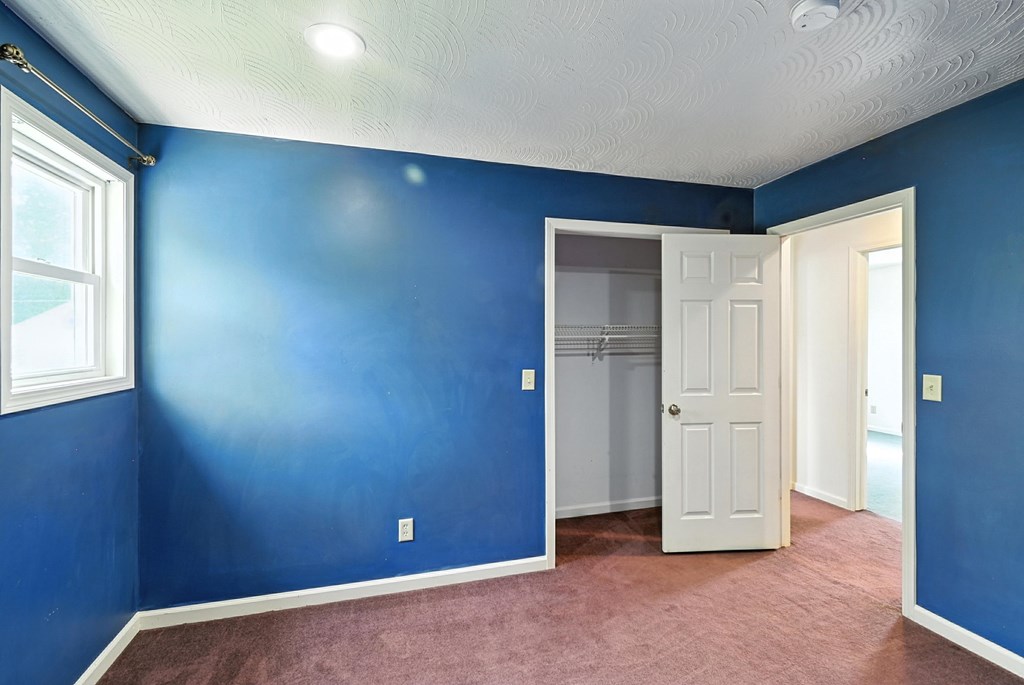 8 Miami Street, Mount Vernon, Ohio 43050, 5 Bedrooms Bedrooms, ,3 BathroomsBathrooms,Residential,For Sale,Miami Street,9067654