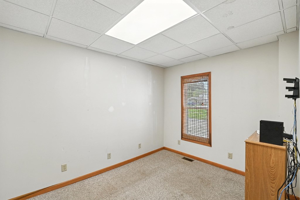 8 Miami Street, Mount Vernon, Ohio 43050, 5 Bedrooms Bedrooms, ,3 BathroomsBathrooms,Residential,For Sale,Miami Street,9067654