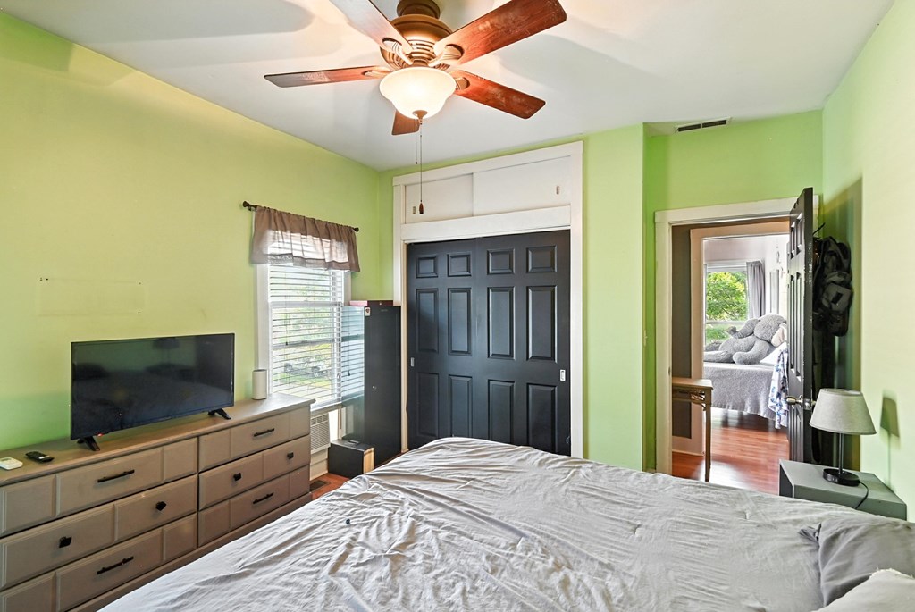 919 W High Street, Mount Vernon, Ohio 43050, 3 Bedrooms Bedrooms, ,1 BathroomBathrooms,Residential,For Sale,High Street,9067660