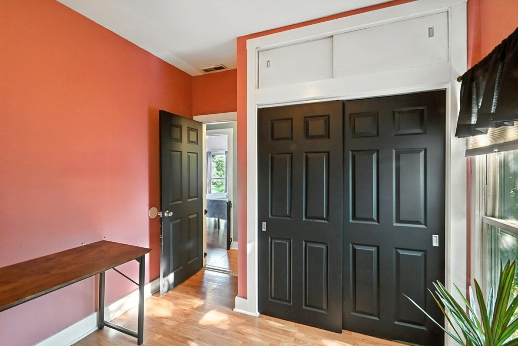 919 W High Street, Mount Vernon, Ohio 43050, 3 Bedrooms Bedrooms, ,1 BathroomBathrooms,Residential,For Sale,High Street,9067660