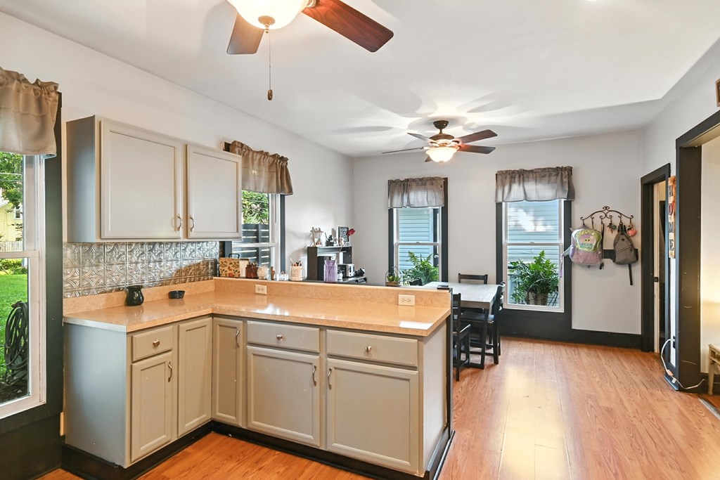 919 W High Street, Mount Vernon, Ohio 43050, 3 Bedrooms Bedrooms, ,1 BathroomBathrooms,Residential,For Sale,High Street,9067660
