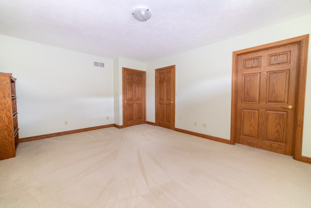 1859 Cunning Drive, Mansfield, Ohio 44907, 2 Bedrooms Bedrooms, ,3 BathroomsBathrooms,Residential,For Sale,Cunning Drive,9067670