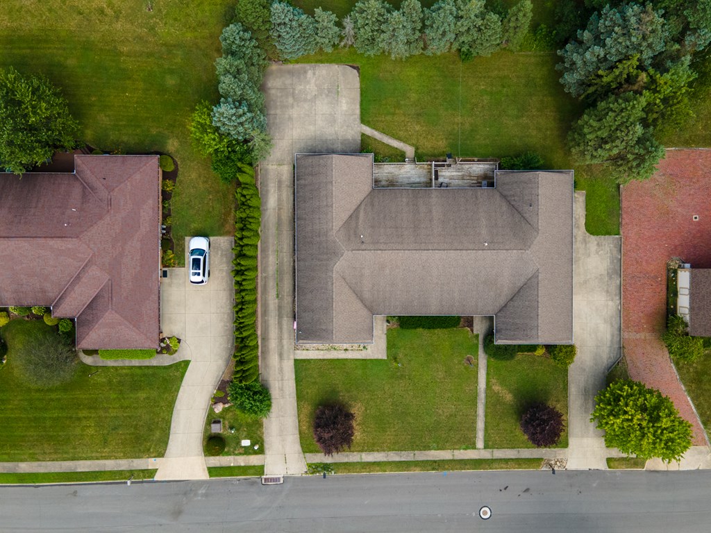 1859 Cunning Drive, Mansfield, Ohio 44907, 2 Bedrooms Bedrooms, ,3 BathroomsBathrooms,Residential,For Sale,Cunning Drive,9067670
