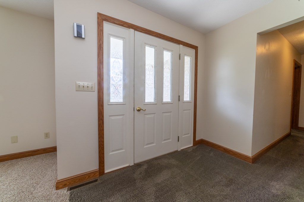 1859 Cunning Drive, Mansfield, Ohio 44907, 2 Bedrooms Bedrooms, ,3 BathroomsBathrooms,Residential,For Sale,Cunning Drive,9067670