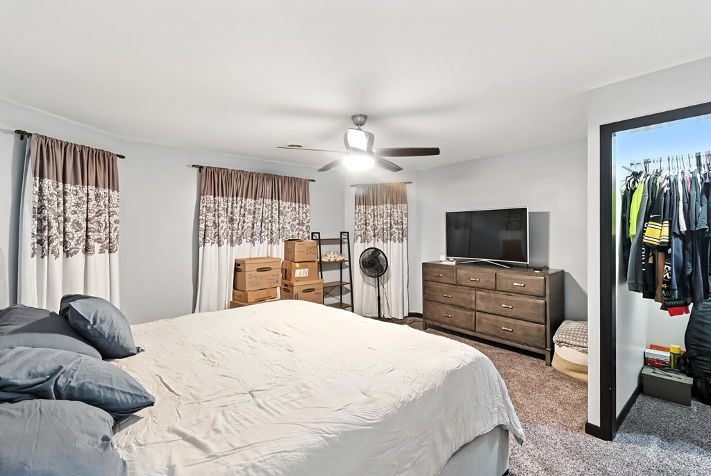 105 Washington Street, Willard, Ohio 44890, 3 Bedrooms Bedrooms, ,1 BathroomBathrooms,Residential,For Sale,Washington Street,9067674