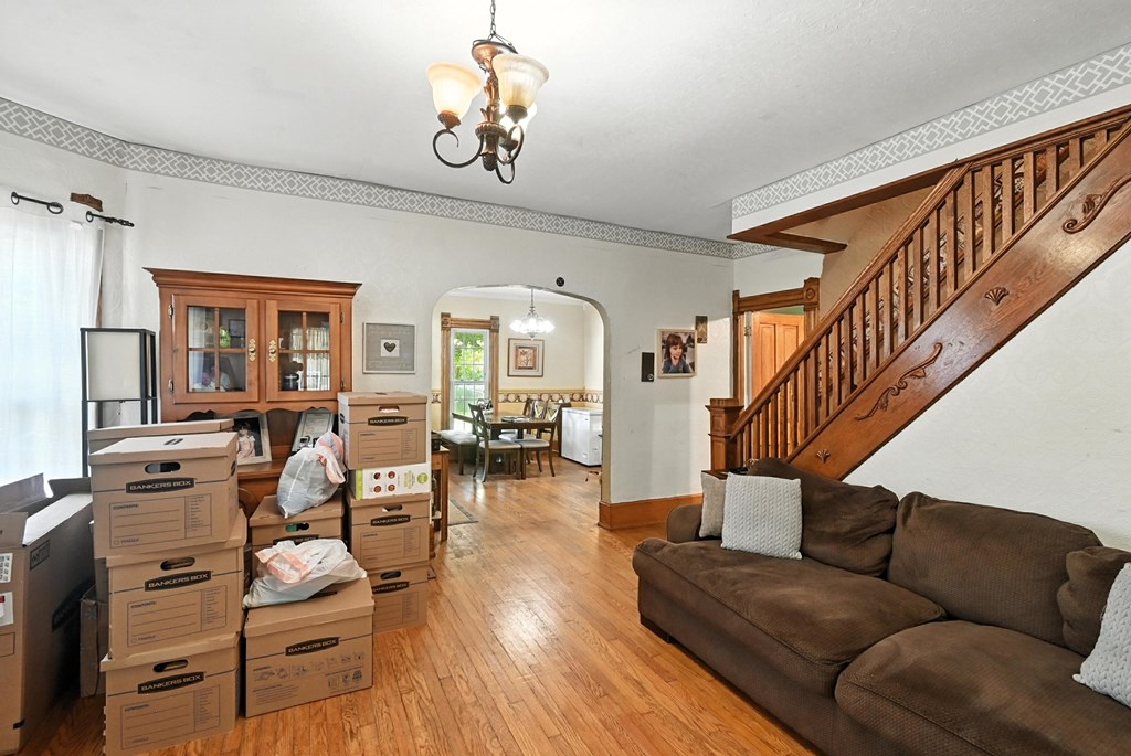 105 Washington Street, Willard, Ohio 44890, 3 Bedrooms Bedrooms, ,1 BathroomBathrooms,Residential,For Sale,Washington Street,9067674