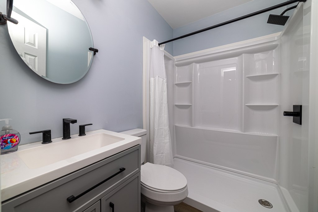 1225 E Farwell Street, Sandusky, Ohio 44870, 2 Bedrooms Bedrooms, ,1 BathroomBathrooms,Residential,For Sale,Farwell Street,9067712