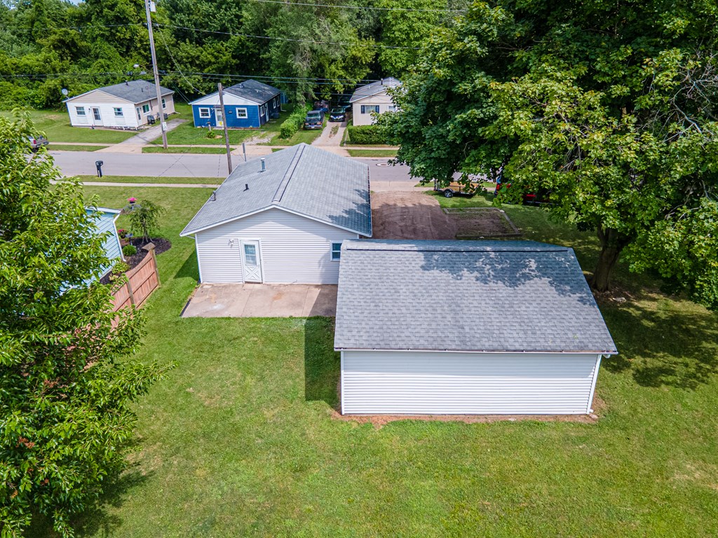1225 E Farwell Street, Sandusky, Ohio 44870, 2 Bedrooms Bedrooms, ,1 BathroomBathrooms,Residential,For Sale,Farwell Street,9067712