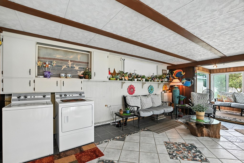 1405 Fairview Road, Galion, Ohio 44833, 4 Bedrooms Bedrooms, ,4 BathroomsBathrooms,Residential,For Sale,Fairview Road,9067713