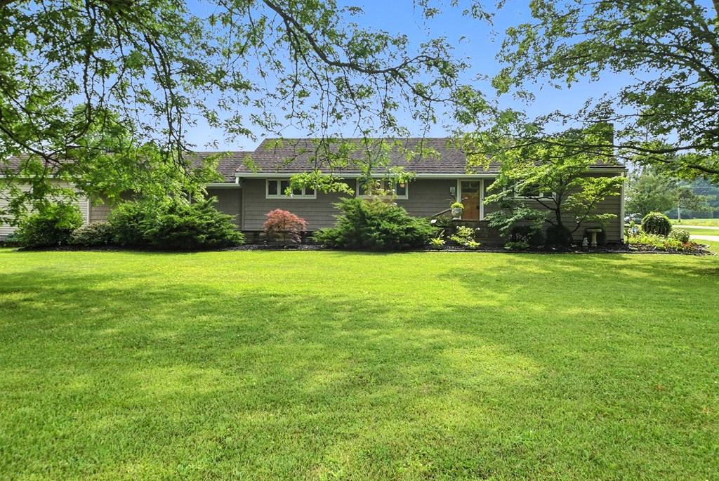 1405 Fairview Road, Galion, Ohio 44833, 4 Bedrooms Bedrooms, ,4 BathroomsBathrooms,Residential,For Sale,Fairview Road,9067713