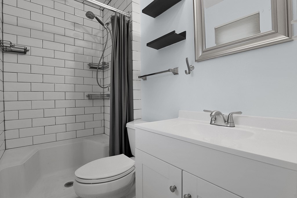 1380 Brenthaven Place, Columbus, Ohio 43228, 4 Bedrooms Bedrooms, ,3 BathroomsBathrooms,Residential,For Sale,Brenthaven Place,9067714