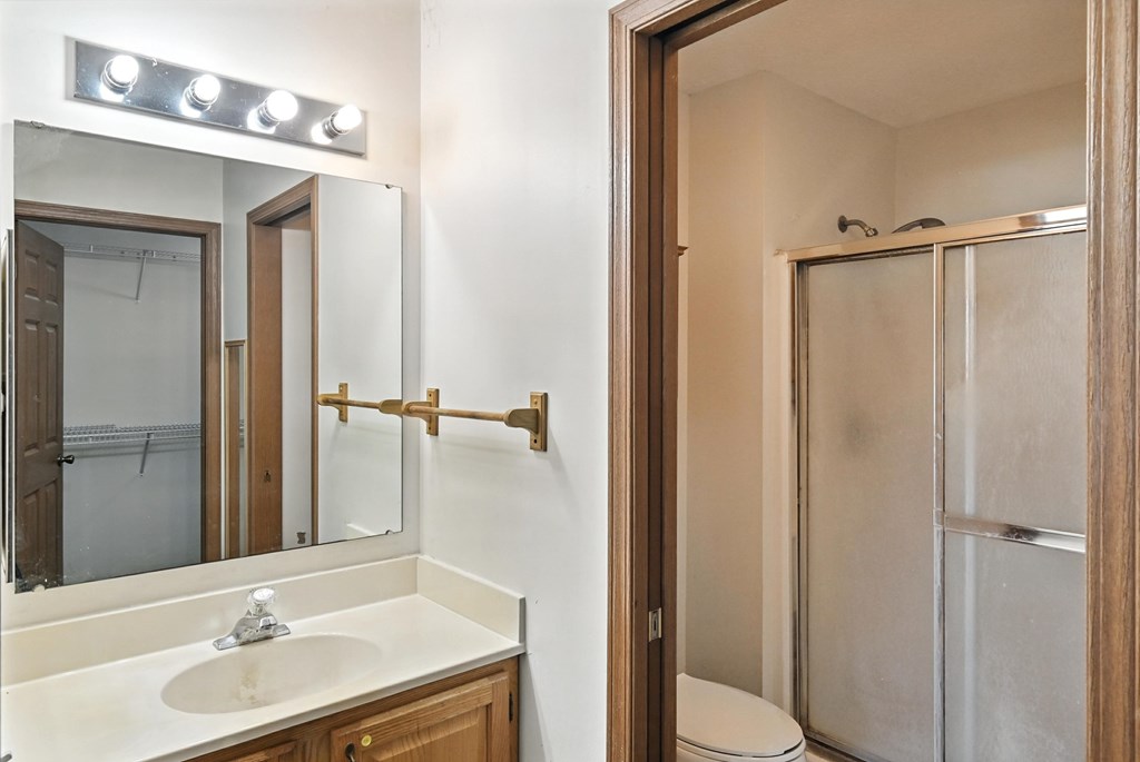 728 Villa Drive, Ontario, Ohio 44906, 3 Bedrooms Bedrooms, ,2 BathroomsBathrooms,Residential,For Sale,Villa Drive,9067736